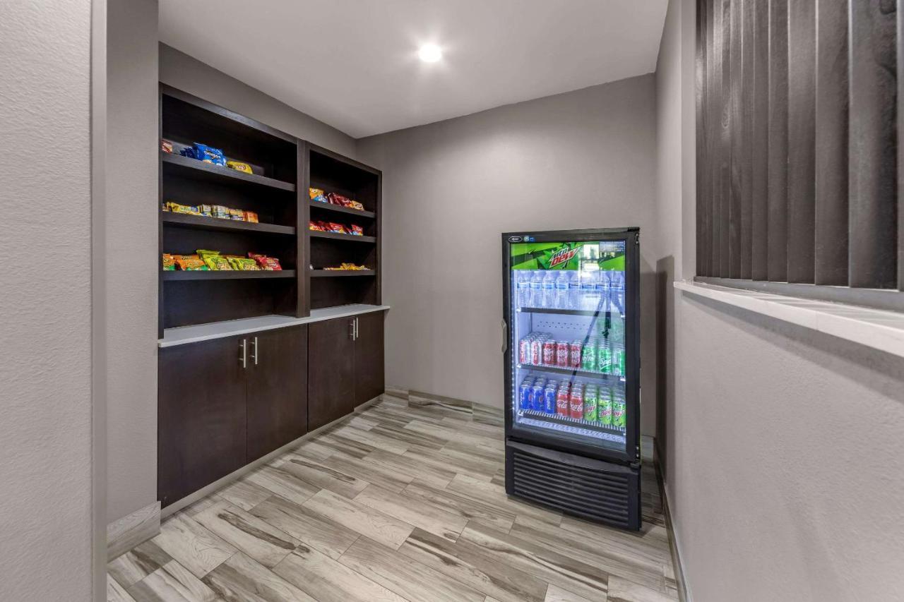 Garner Hotel Oklahoma City - Quail Springs By Ihg Exterior foto